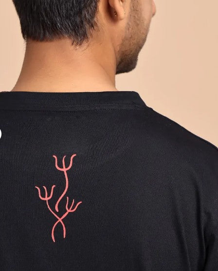 The Sacred Serpent (Naga) - Washed Cotton T Shirt - Black